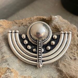 Vintage Art Deco Ornate 925 Silver Broach